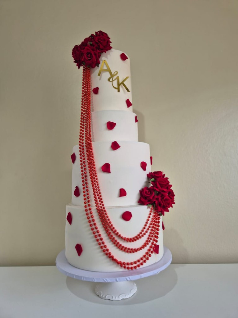Rose wedding cake